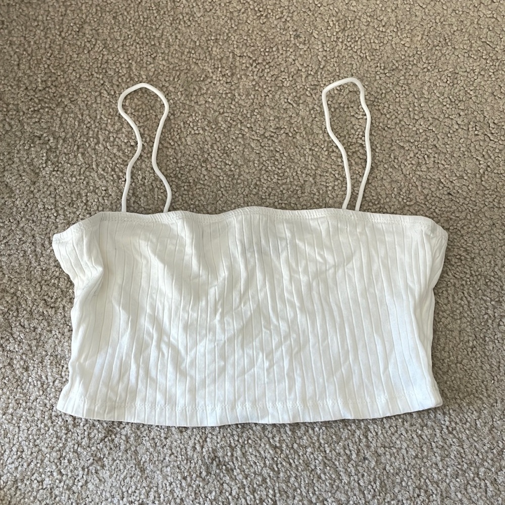 SHEIN White Ribbed Crop Top (small)